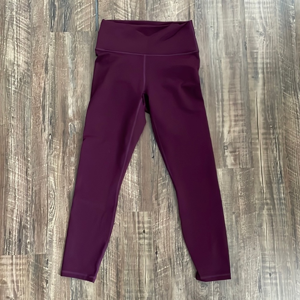 Fabletics powerhold capri leggings